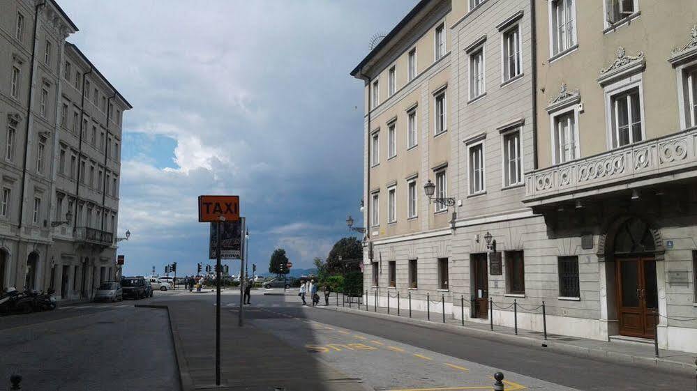 Locanda Al Volo Tommaseo Trieste Exterior foto